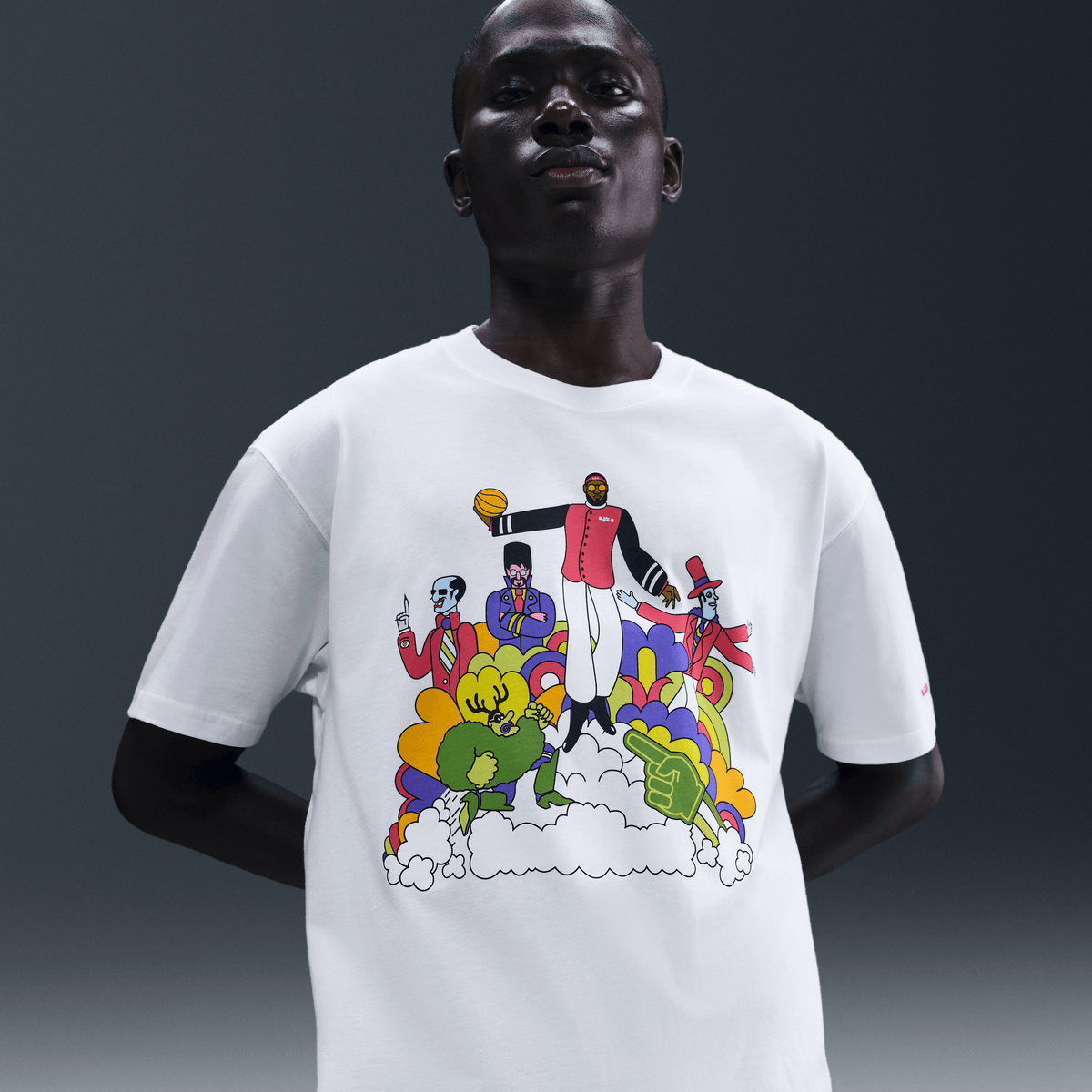 LeBron 'Heat Wave' Men's Basketball T-shirt White – IH8570-100-S – product view 4