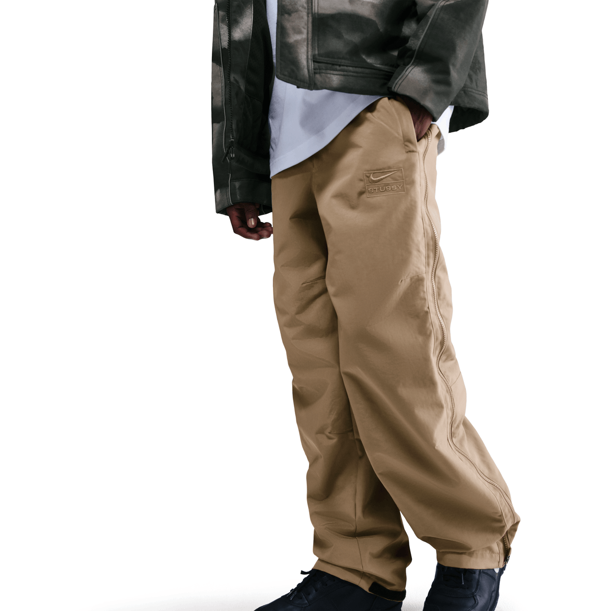 Stussy x Nike Utility Pant Pine Nut – HQ8545-223-XS – product view 3