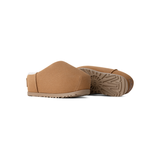 UGG Pumped Slide Chestnut (Women's) – 1158215-CHE-38 – product view 2