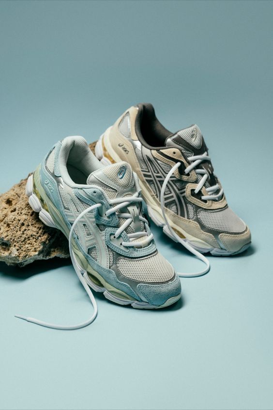 ASICS Gel-Kayano 14 vs Gel-NYC — Which Sneaker Fits Your Style Best?