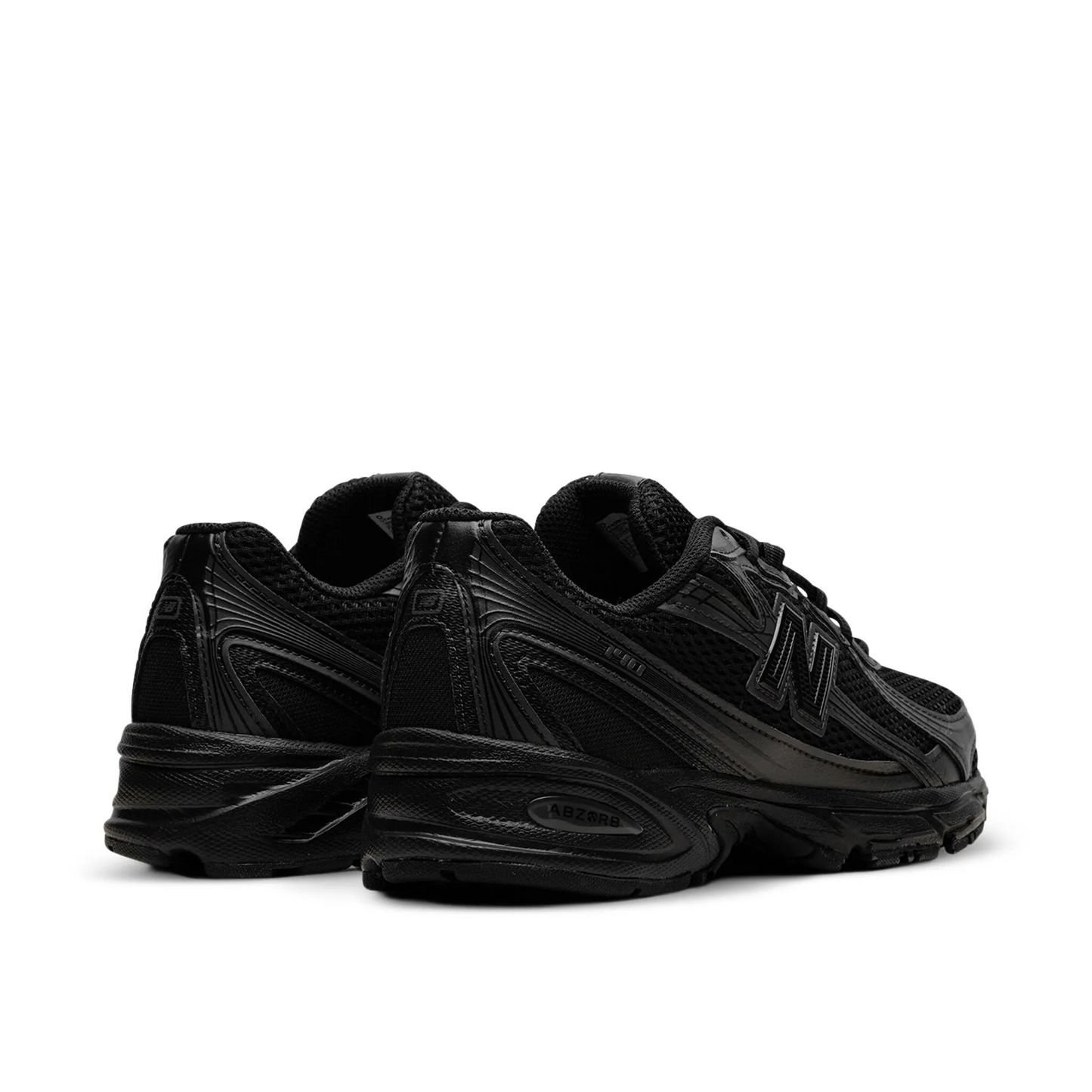 New Balance 740 Triple Black