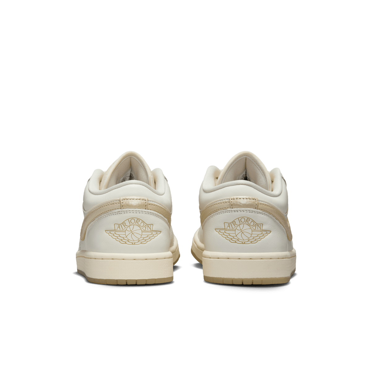 Jordan 1 Low SE Metallic Team Gold (Women's) – HV5157-100-37.5 – product view 4
