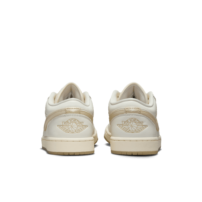Jordan 1 Low SE Metallic Team Gold (Women's) – HV5157-100-37.5 – product view 4