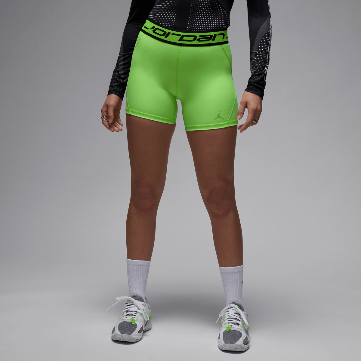 Jordan Sport Women's 5" Shorts Electric Green – FB4623-359-S – product image