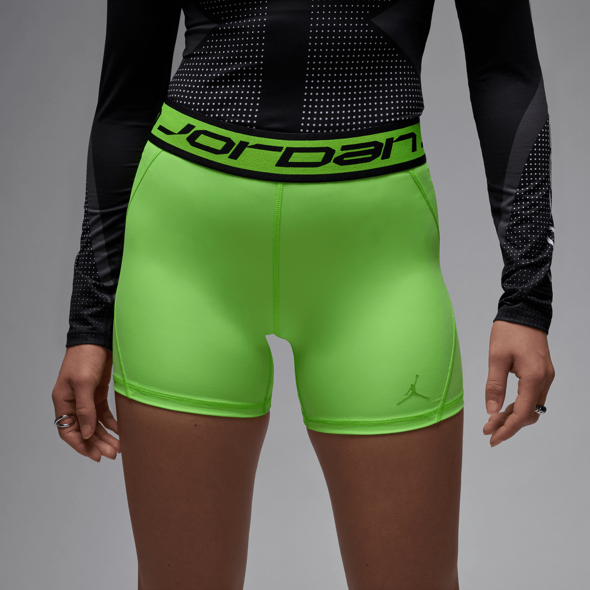 Jordan Sport Women's 5" Shorts Electric Green – FB4623-359-S – product view 2