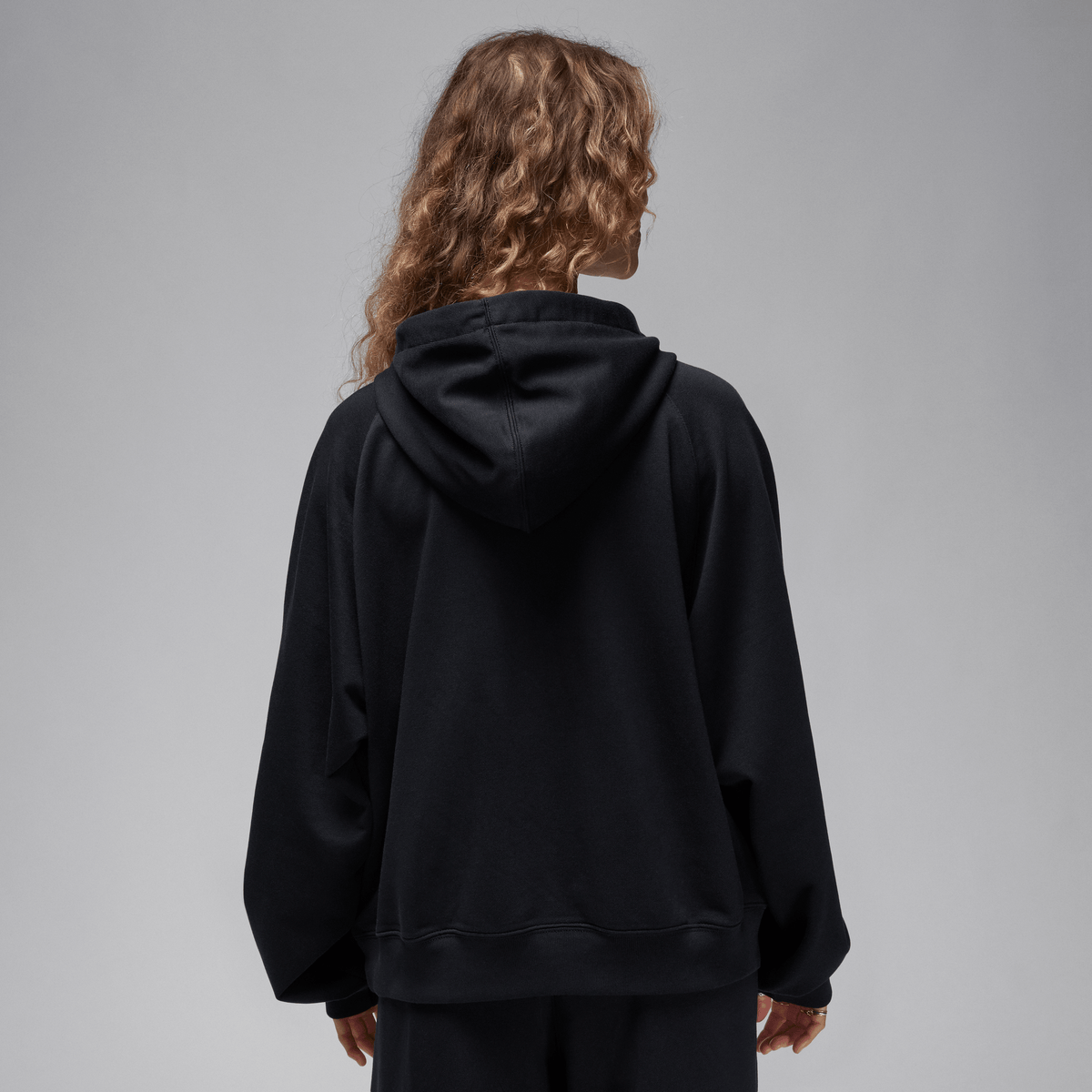 Jordan Sport Women's Graphic Fleece Hoodie Black/Stealth – FN5125-010-XS – product view 2