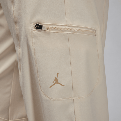 Jordan Sport Women's Tunnel Pants Legend Light Brown/Legend Medium Brown – FB4659-203-S – product view 4