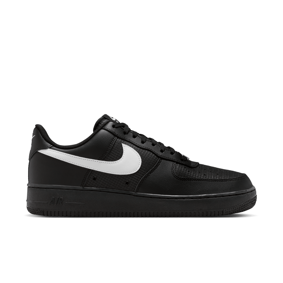 Nike Air Force 1 07 LV8 'Black White' – IR0952-001-41 – product image