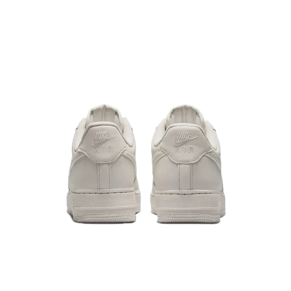 Nike Air Force 1 ’07 Light Bone – Sneakers