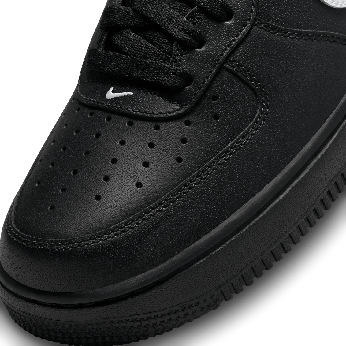 Nike Air Force 1 Low ’07 Black White – Men’s Sneakers