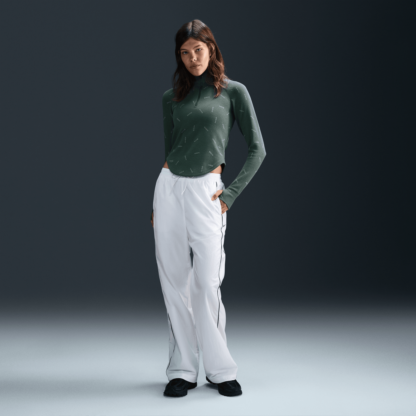 Nike Sportswear Collection Women's Slim 1/2-Zip Long-Sleeve Logo Top Vintage Green/Light Army/Vintage Green – FV7821-338-XS – product image