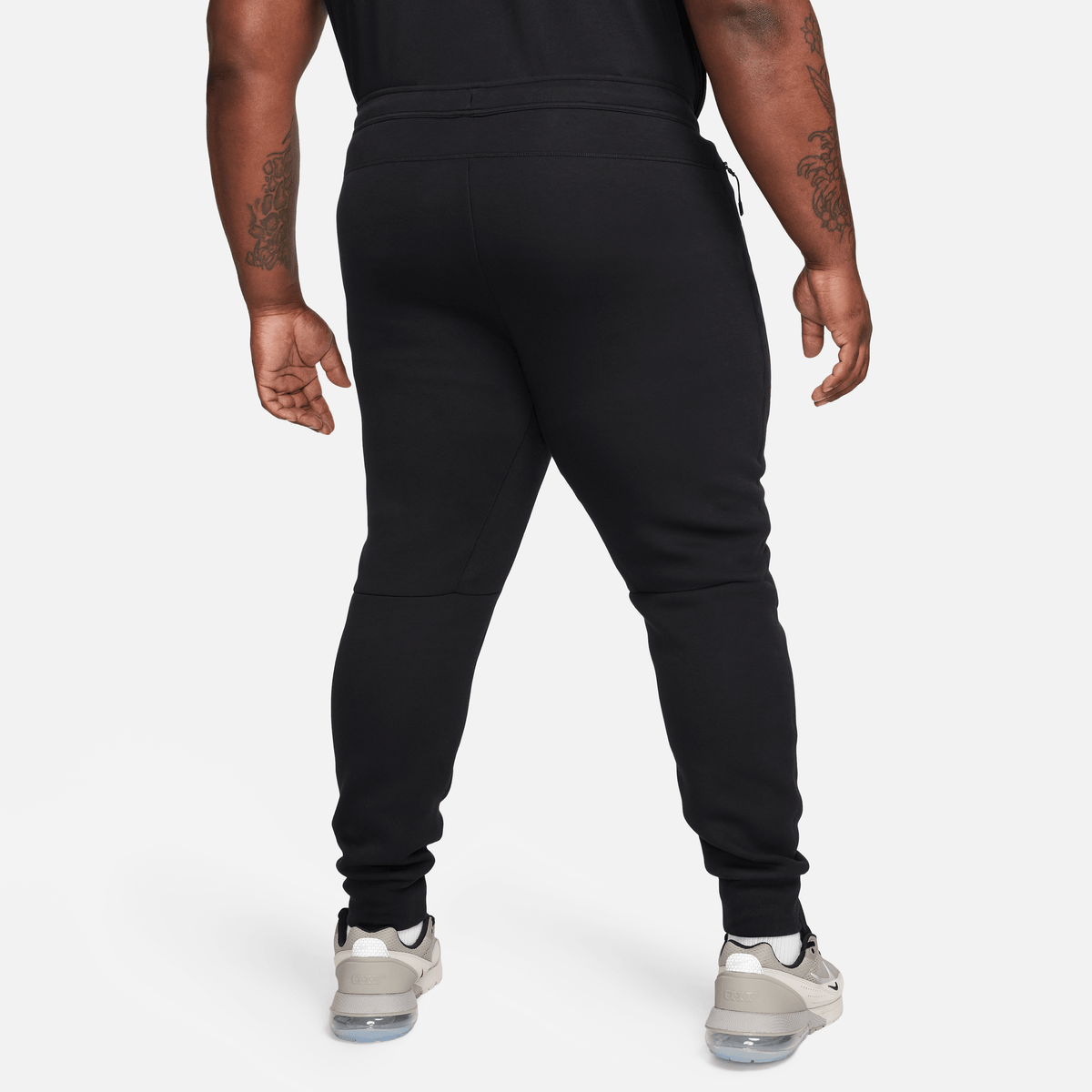 Nike Sportswear Tech Fleece Joggers Black/Black – FB8002-010-M – product view 4