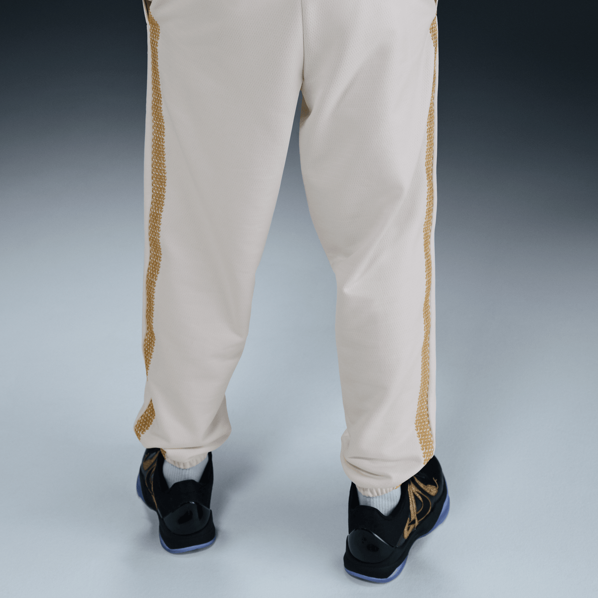 Nike x Kobe Year Of Mamba Therma-FIT Basketball Pants 'Sail' – HQ4699-133-S – product view 5