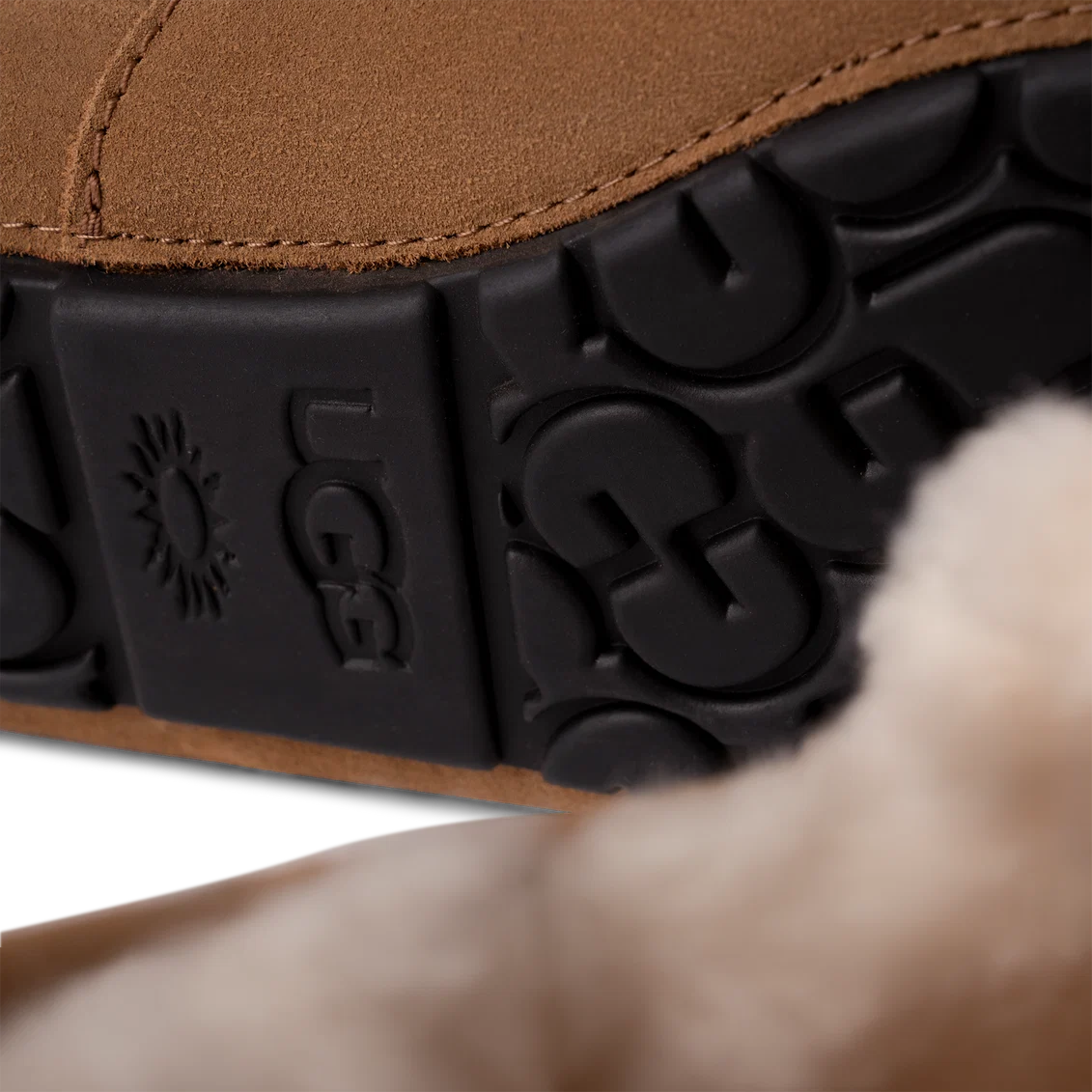 UGG Ascot Slipper Chestnut