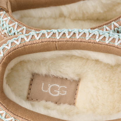 UGG Tazz Slipper Sand (Kids) – 1143776K-SAN-31 – product view 4