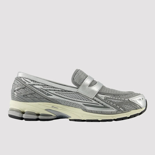New Balance 1906L Metallic Silver – Loafers